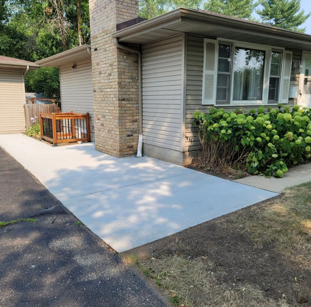 Gallery photos for Water Management Solution in Bloomington Helps Protect Homes: Image #1